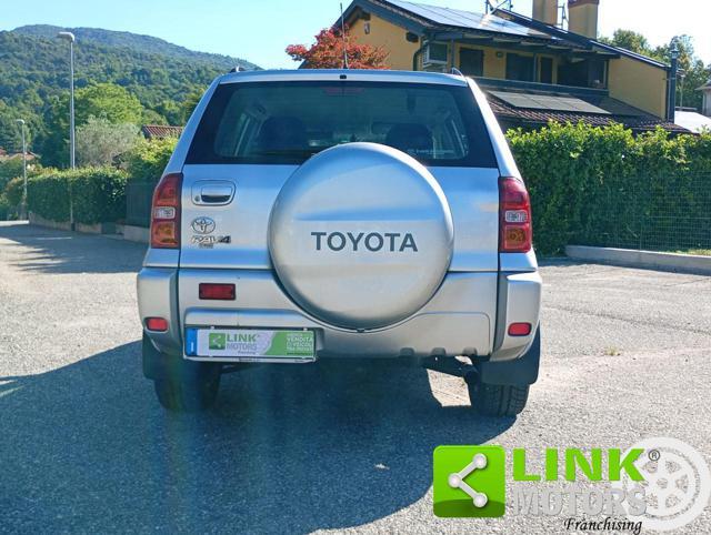 TOYOTA RAV 4 MY23 RAV4 2.0 Tdi D-4D cat 5 porte Sol