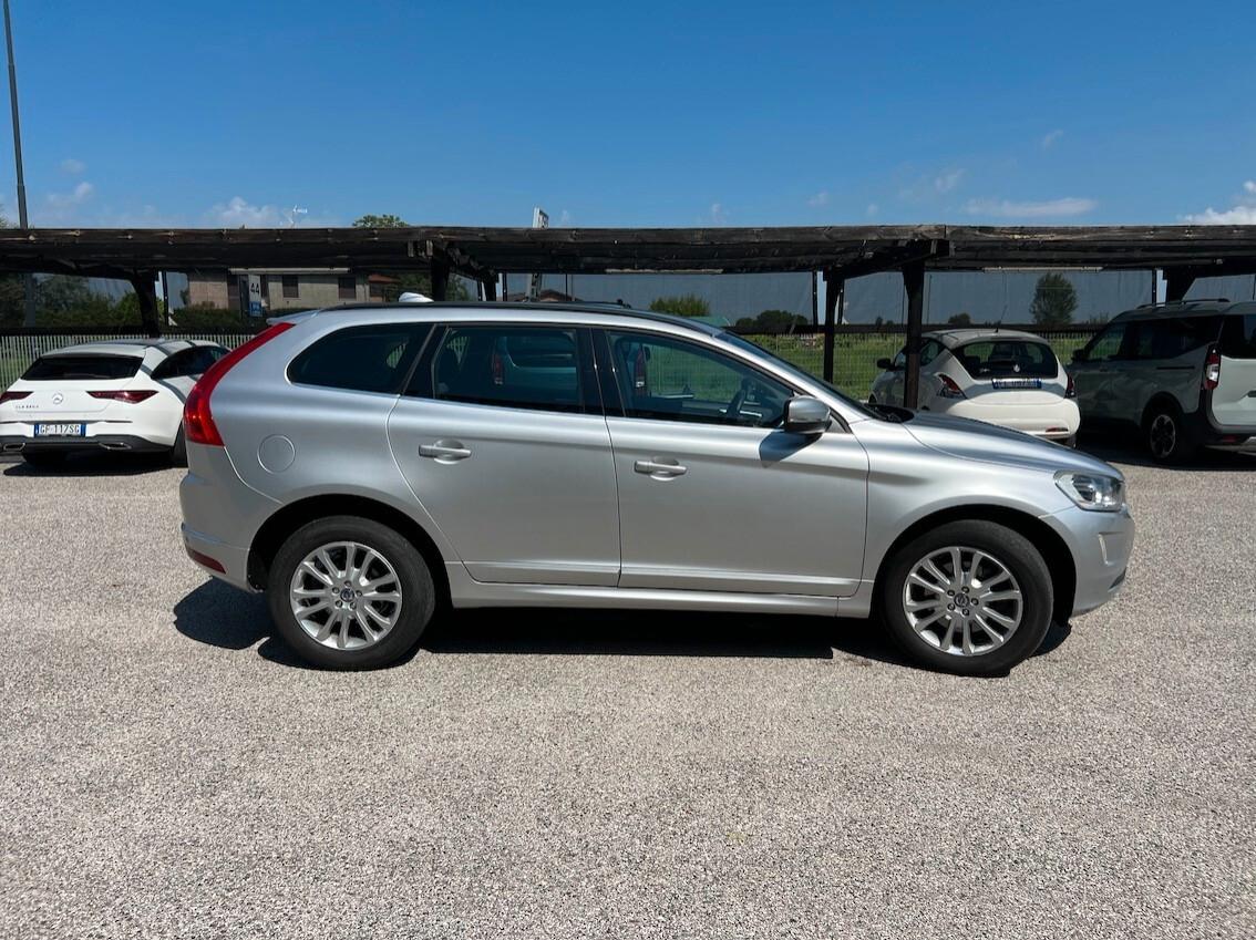 Volvo XC60 D3 2.0 D 163 CV MOMENTUM