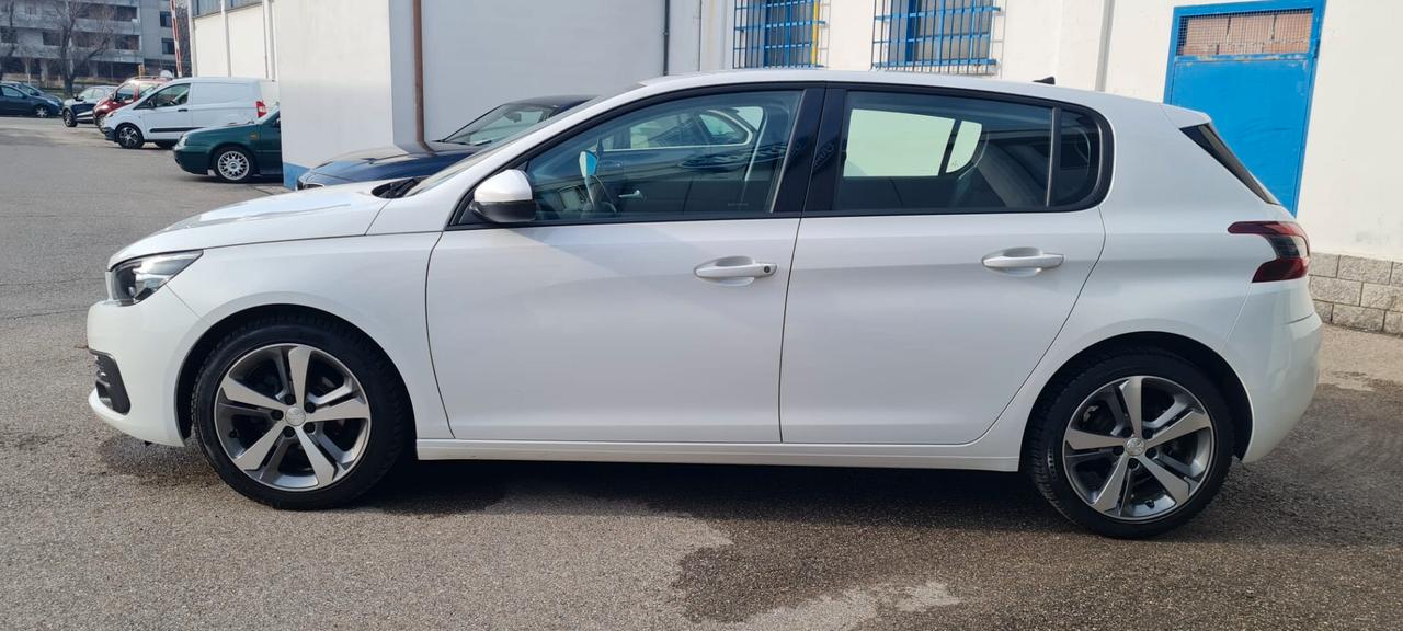 Peugeot 308 BlueHDi 100 S&S Active