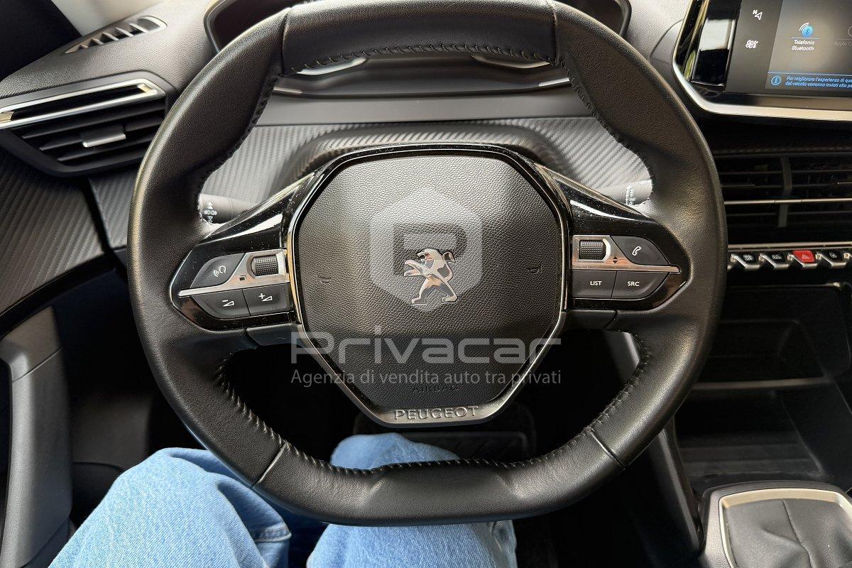 PEUGEOT 2008 PureTech 100 S&S Allure