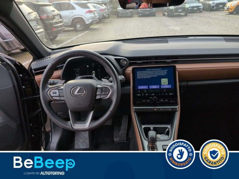 Lexus LBX 1.5 HYBRID RELAX 4WD