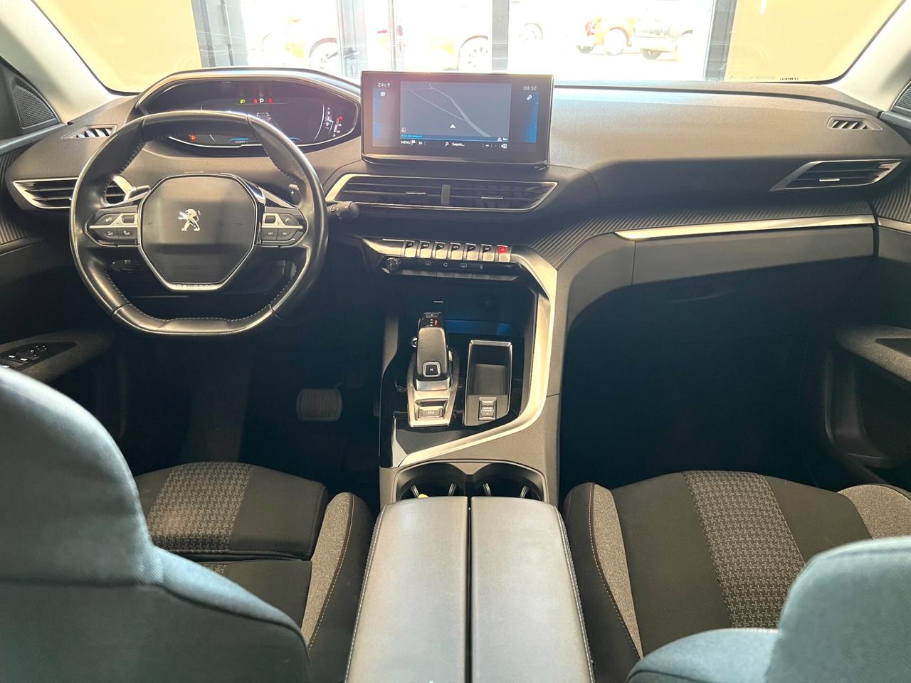 Peugeot 3008 BlueHDi 130 S&S EAT8 Active Business
