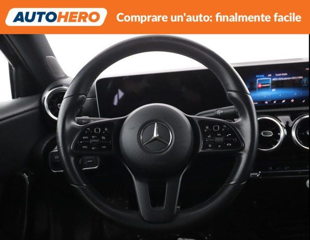 MERCEDES-BENZ A 180 d Automatic Business