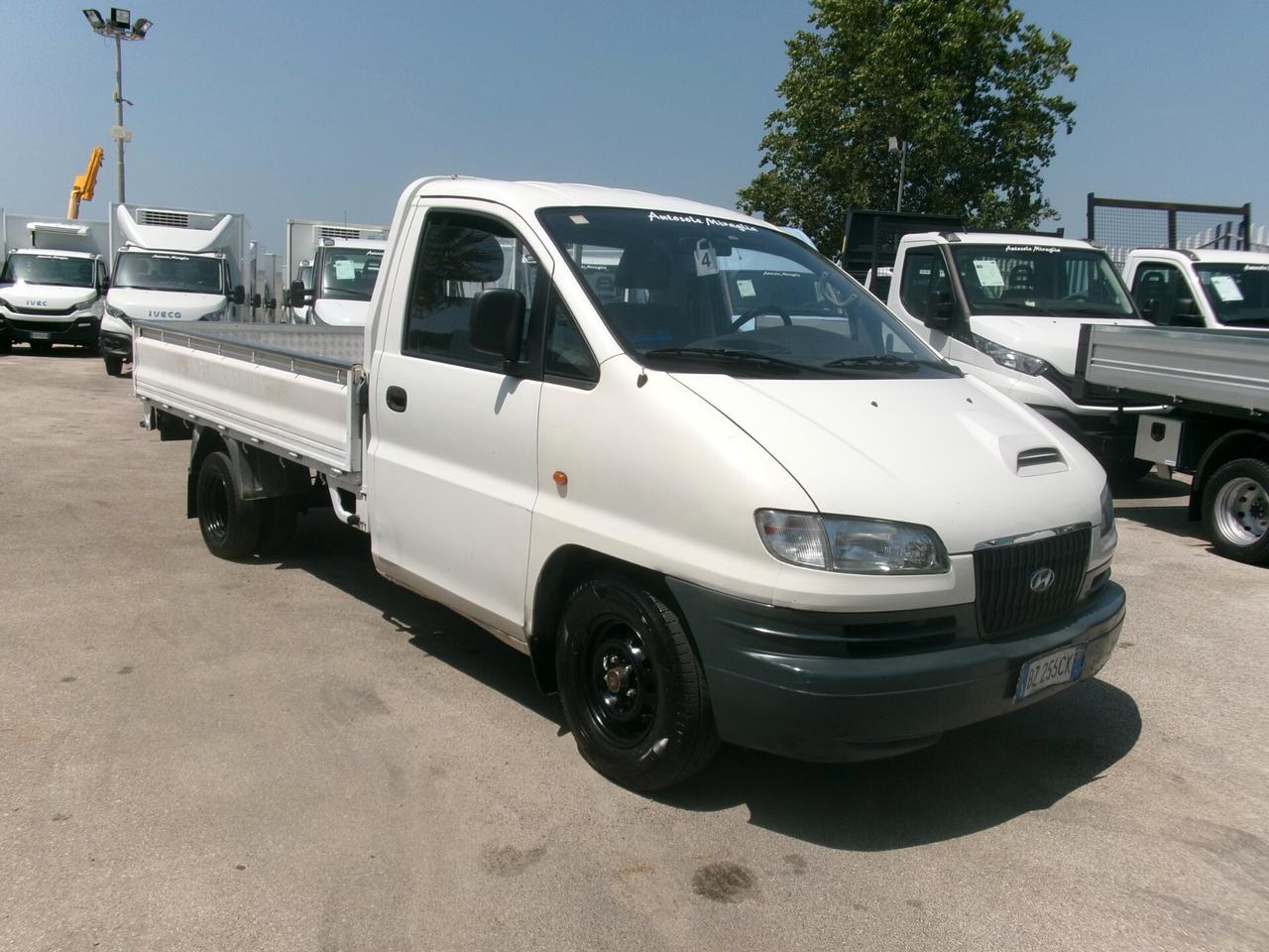 Hyundai H-1 2.5 TDI CASSONE FISSO