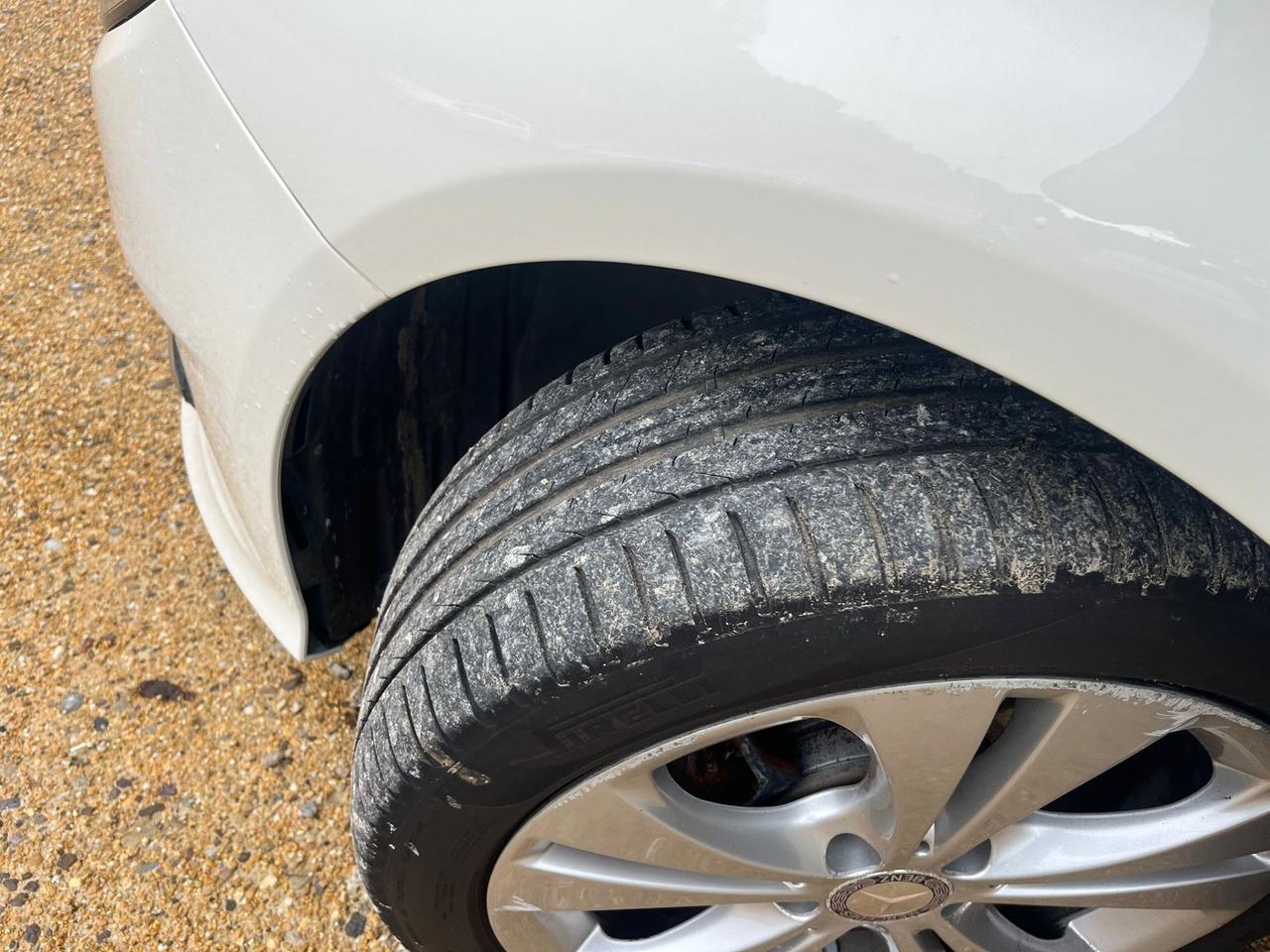 Mercedes-benz B 180 1.5 Diesel - Automatico - Neopatentati