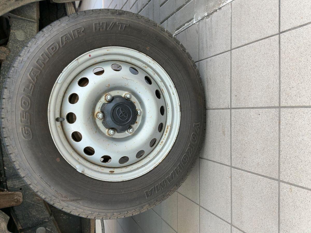 Toyota Hilux 2.5 D-4D 4WD 2p. EXTRA CAB 4X4