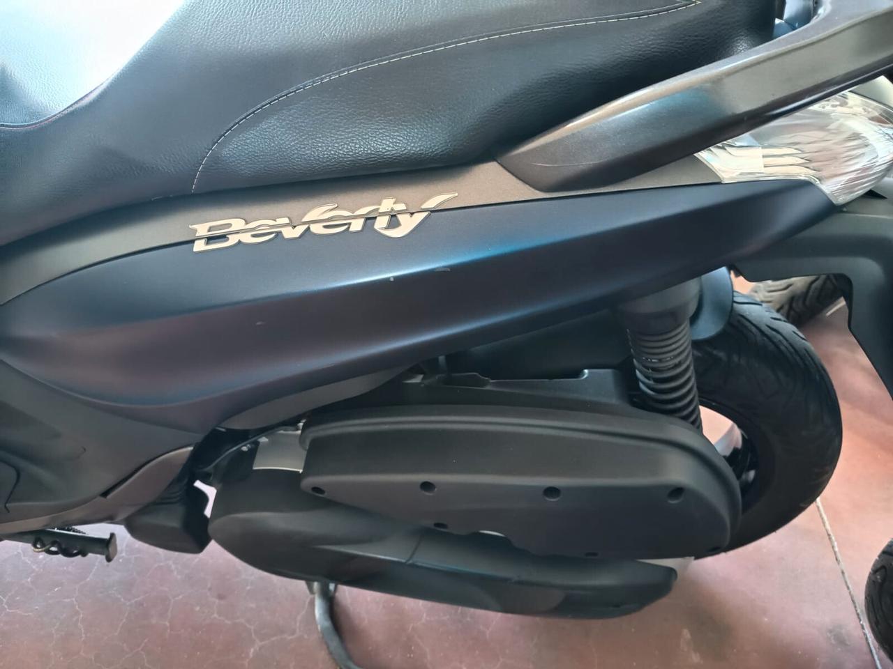 Piaggio Beverly 350