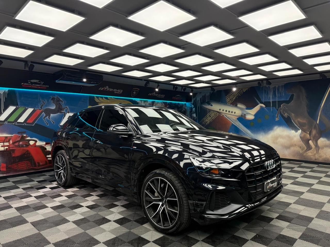 Audi Q8 55 TFSI quattro tiptronic S line EDITION (413)