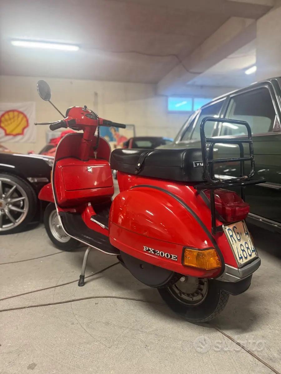 Piaggio Vespa PX 200 E conservato 1983