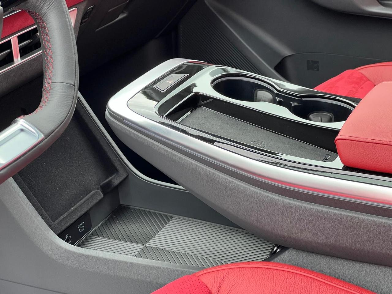 Sportequipe 6 GT 1.6 T-GDI DCT GPL