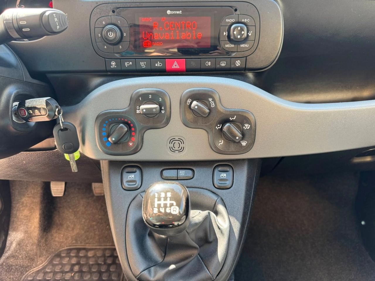 FIAT PANDA 1.0 HYBRID S&S FIREFLY PERFETTA
