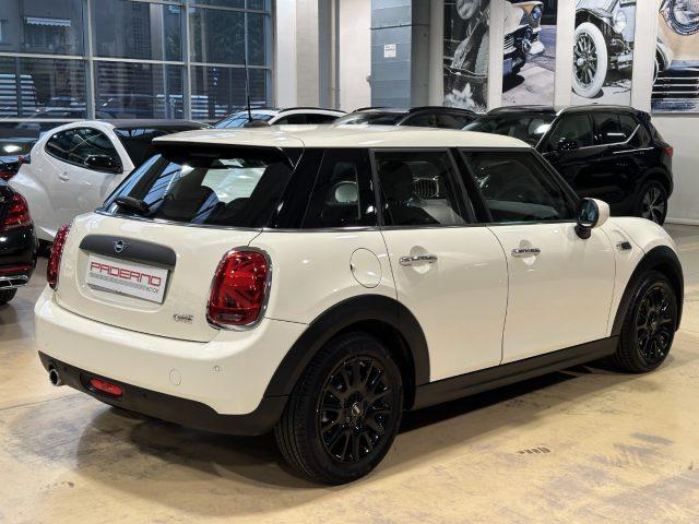 MINI One 1.5 Baker Street 5 porte - LED - 16" -Navi-Carplay