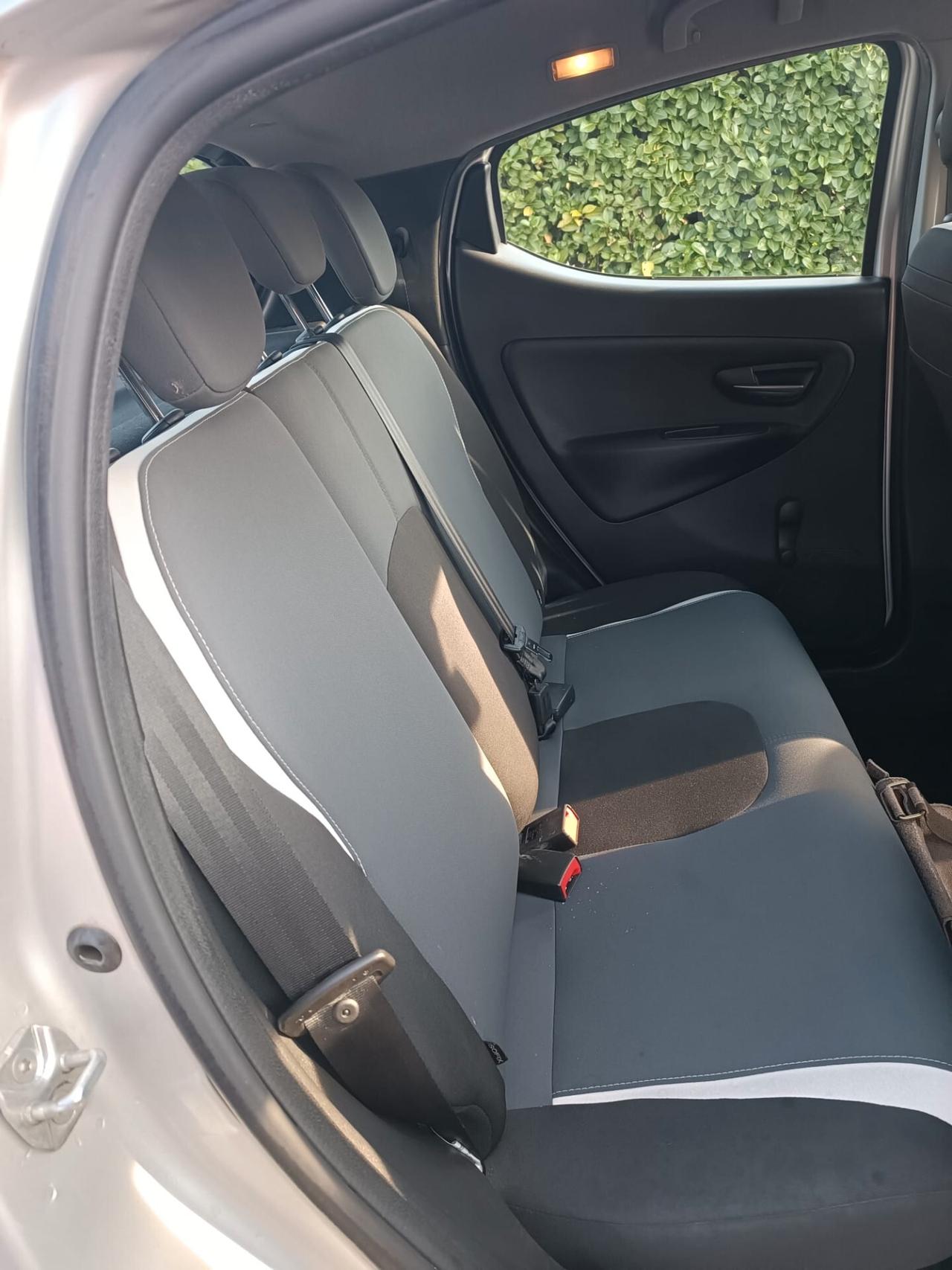 Lancia Ypsilon 1.2 69 CV 5 porte Elle