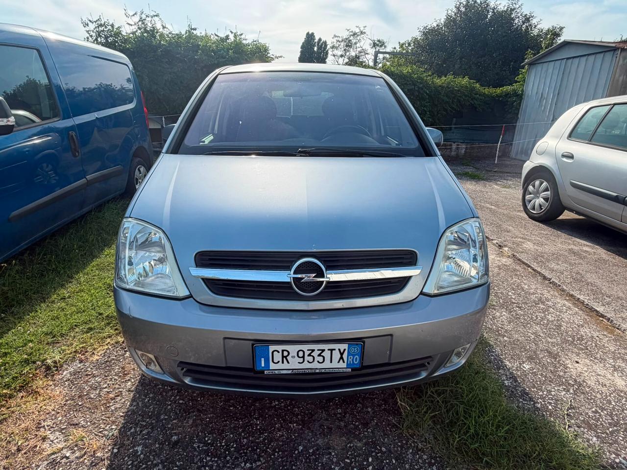 GPL !! GANCIO TRAINO Opel MERIVA 20 euro 500 km