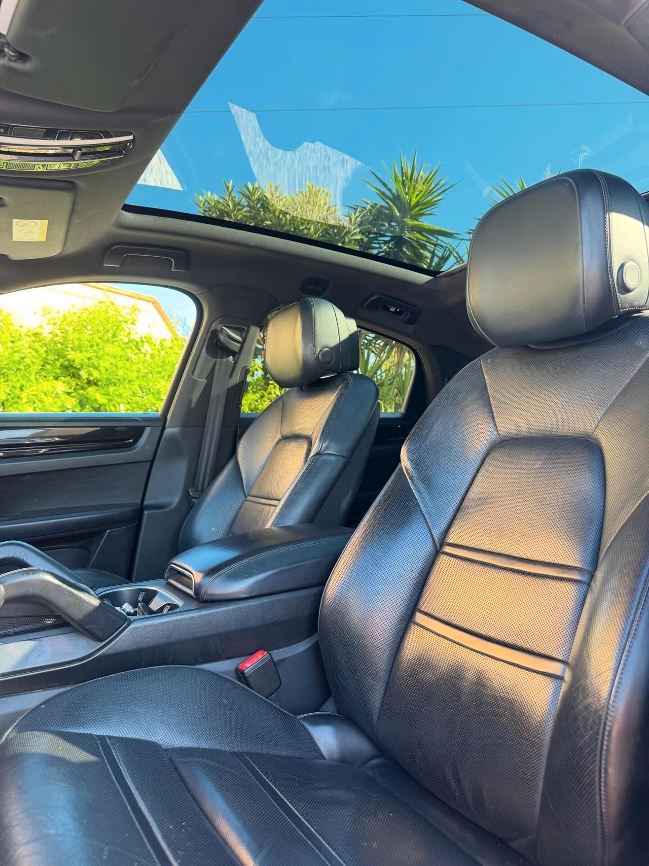 Porsche Cayenne COUPE