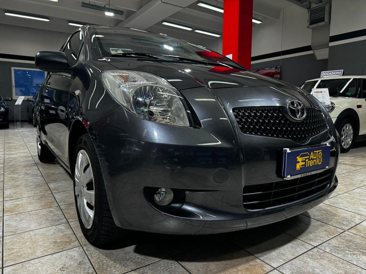 Toyota Yaris 1.3 5 porte Sol