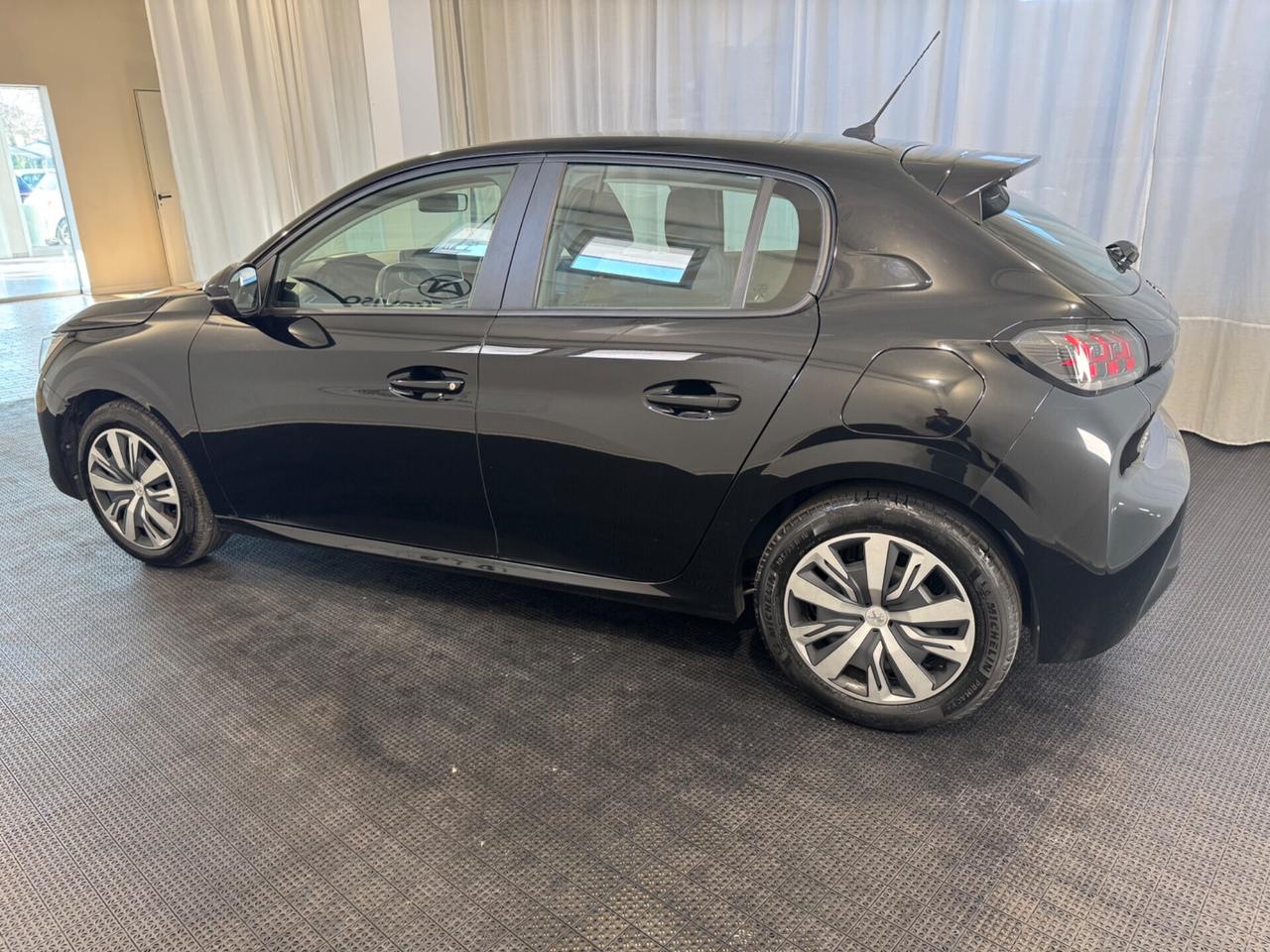 Peugeot 208 PureTech 75 Stop&Start 5 porte Active