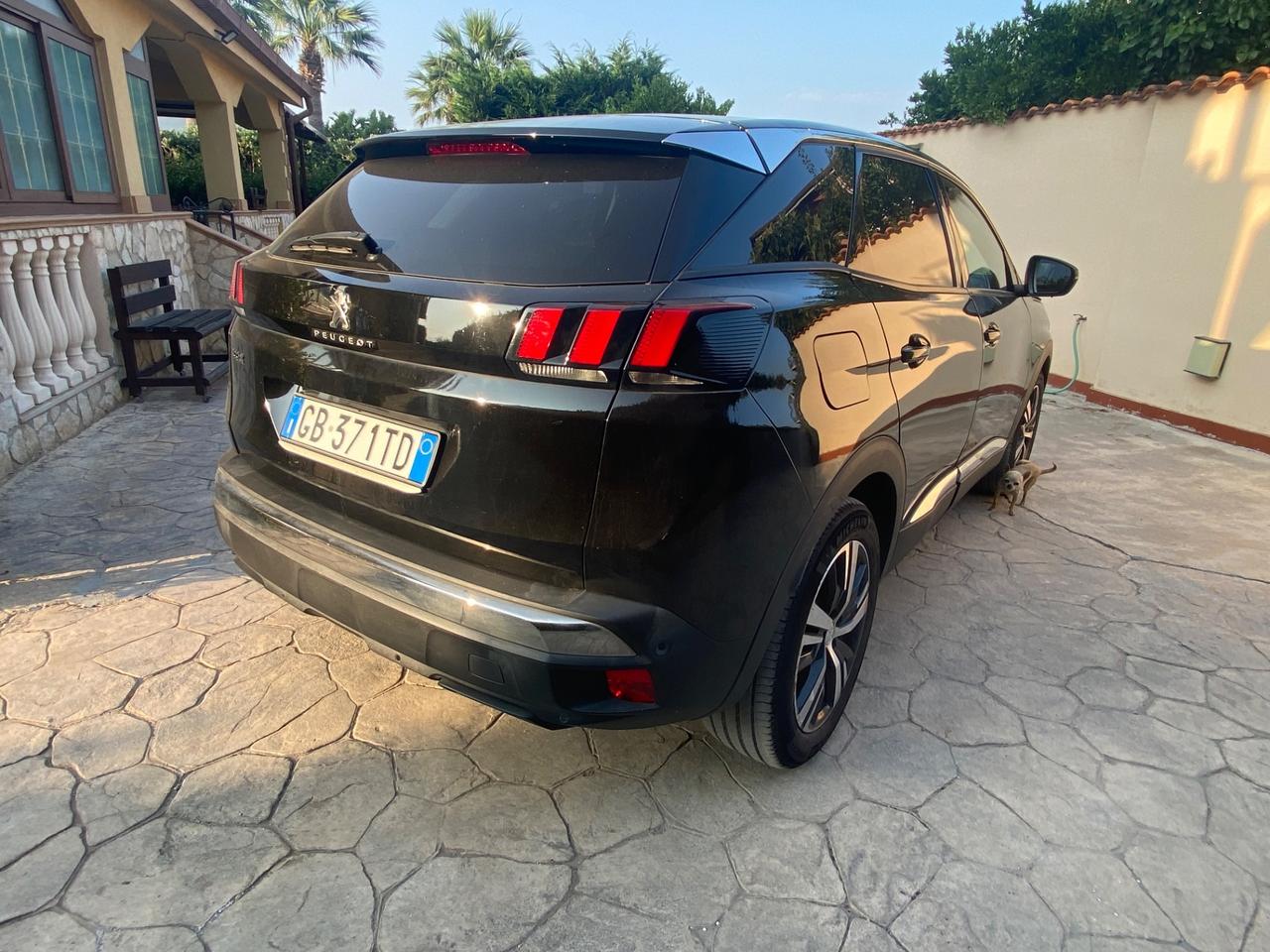 Peugeot 3008 BlueHDi 130 S&S Allure
