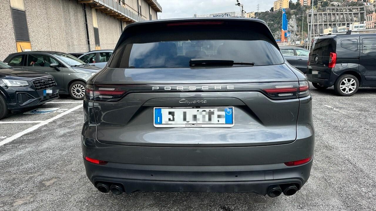 Porsche Cayenne 3.0 V6