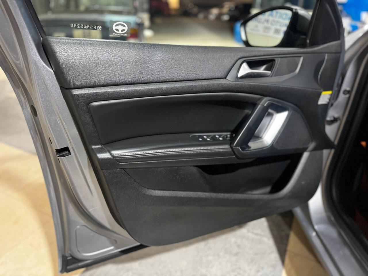 Peugeot 308 BlueHDi 120 S&S EAT6 SW GT Line
