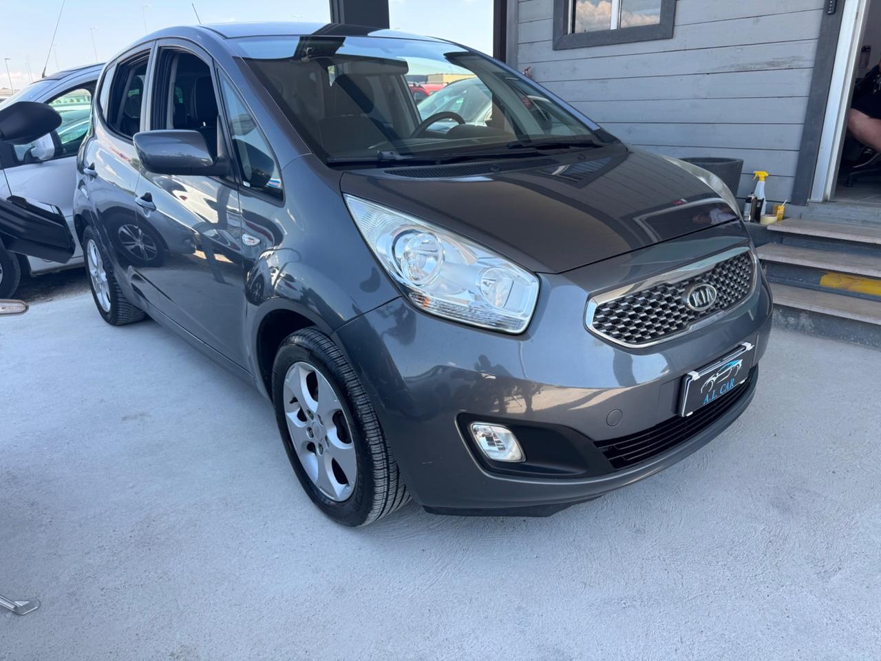 Kia Venga 1.4 CVVT Fullsky