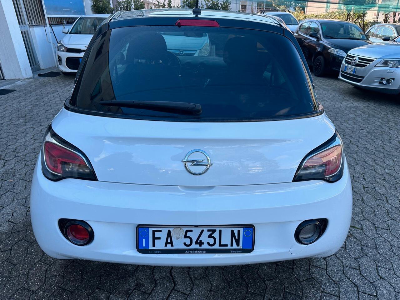 Opel Adam 1.2 70 CV