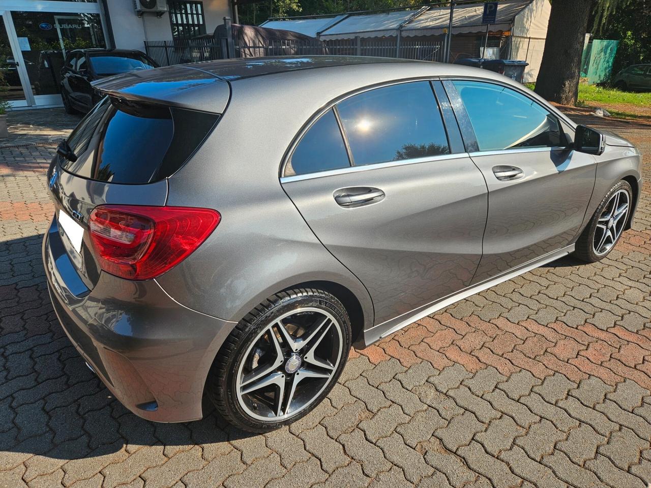 Mercedes-benz A 180 CDI Premium AMG INTERNO / ESTERNO