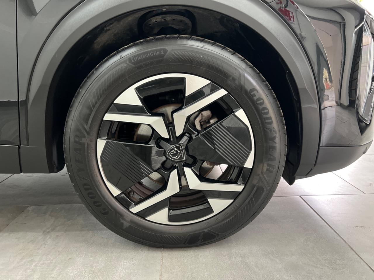 Peugeot 2008 100CV S&S Allure 12-2023