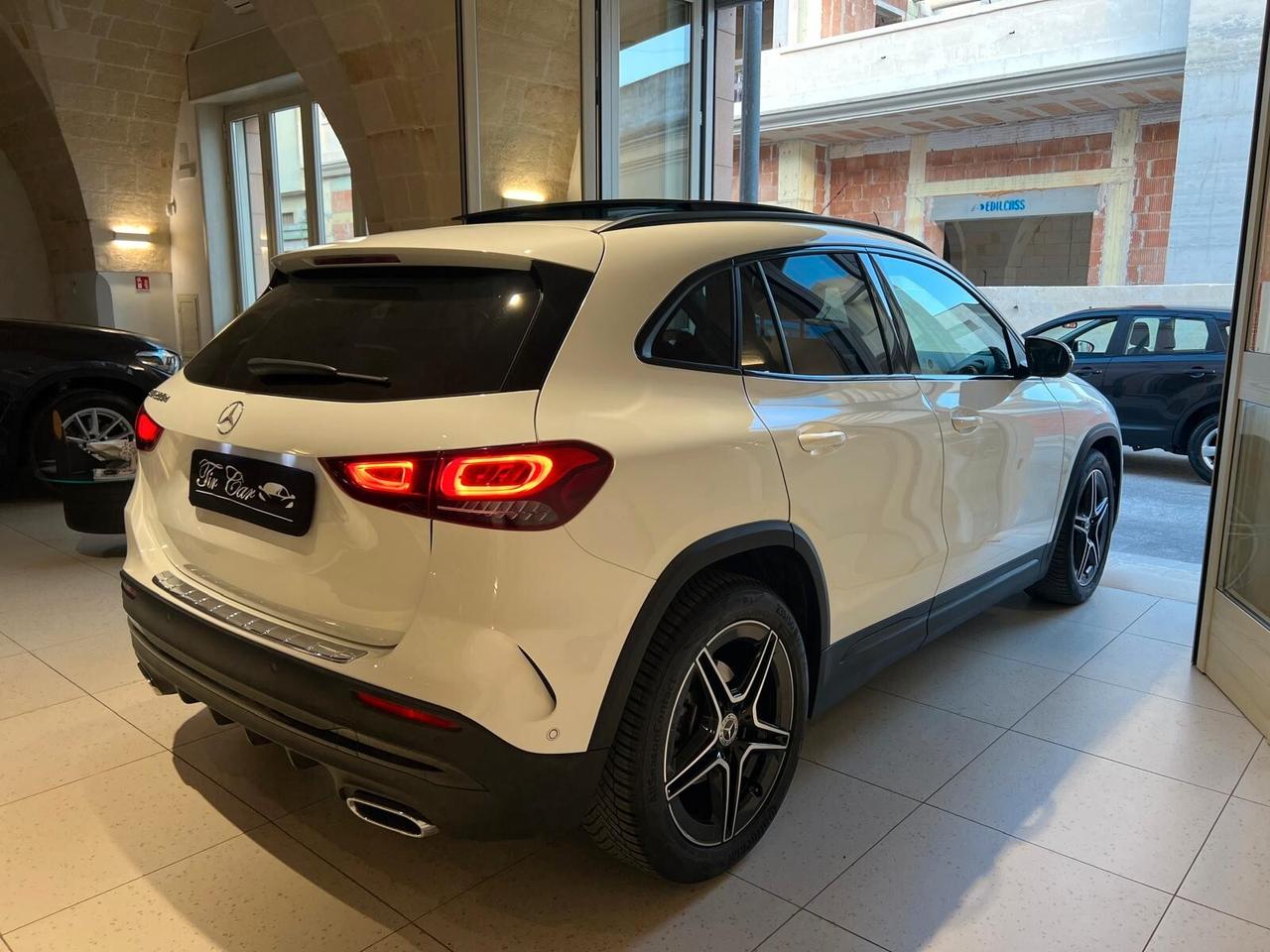 MERCEDES-BENZ GLA 200D PREMIUM 2.0 150CV TETTO NAVI CAM ANNO 2022