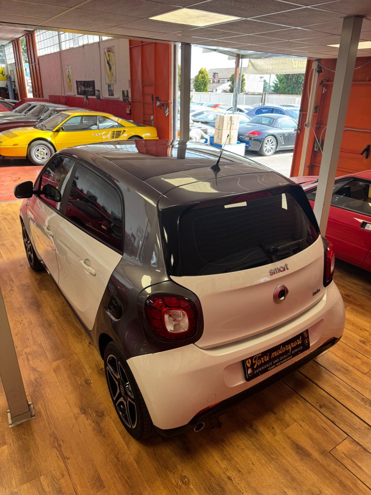 Smart ForFour Turbo 90Cv Automatica Garanzia 12 Mesi