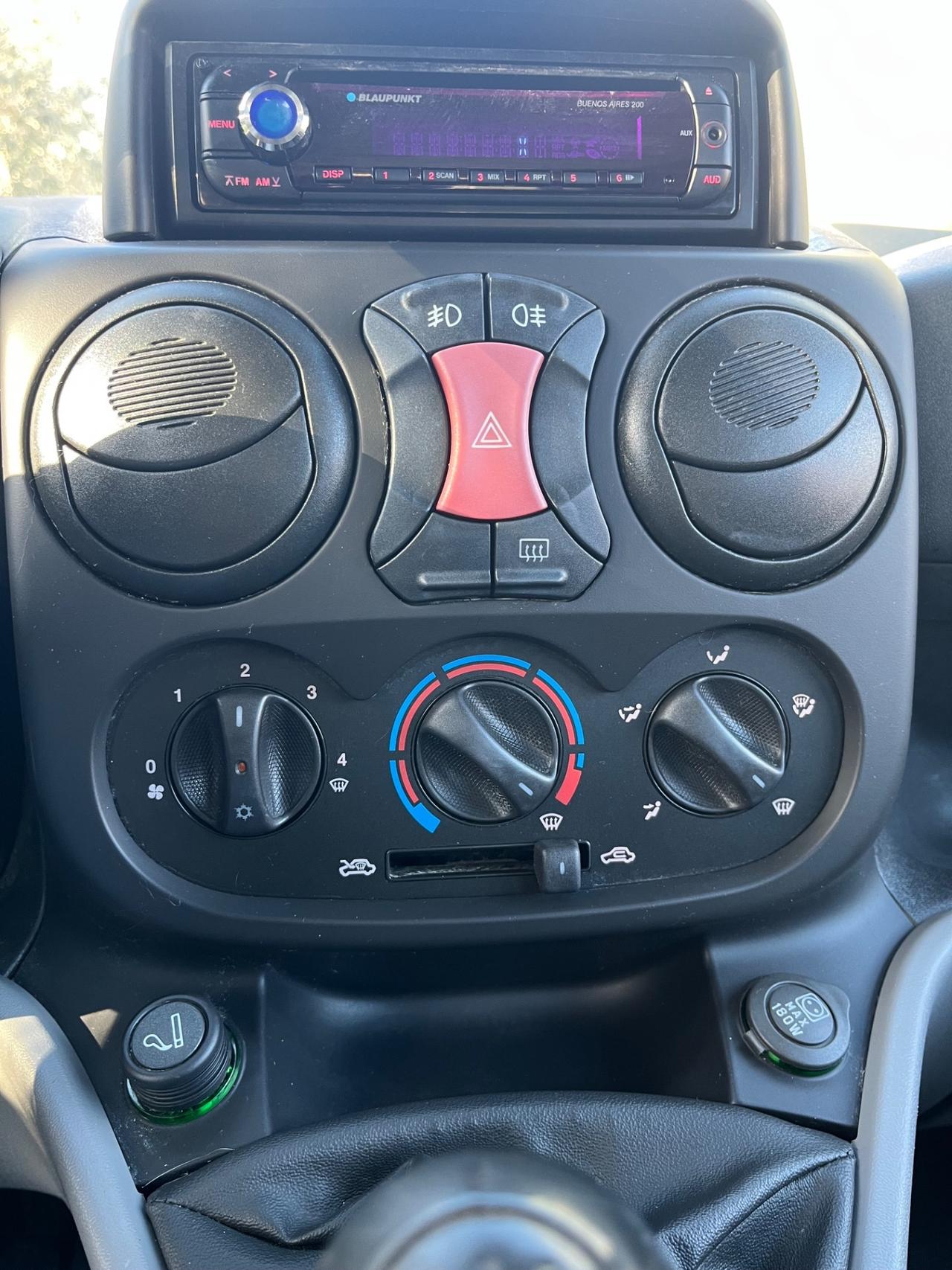 Fiat Doblo 1.3 MTJ 86CV EURO4 POCHI KM PARI AL NUOVO