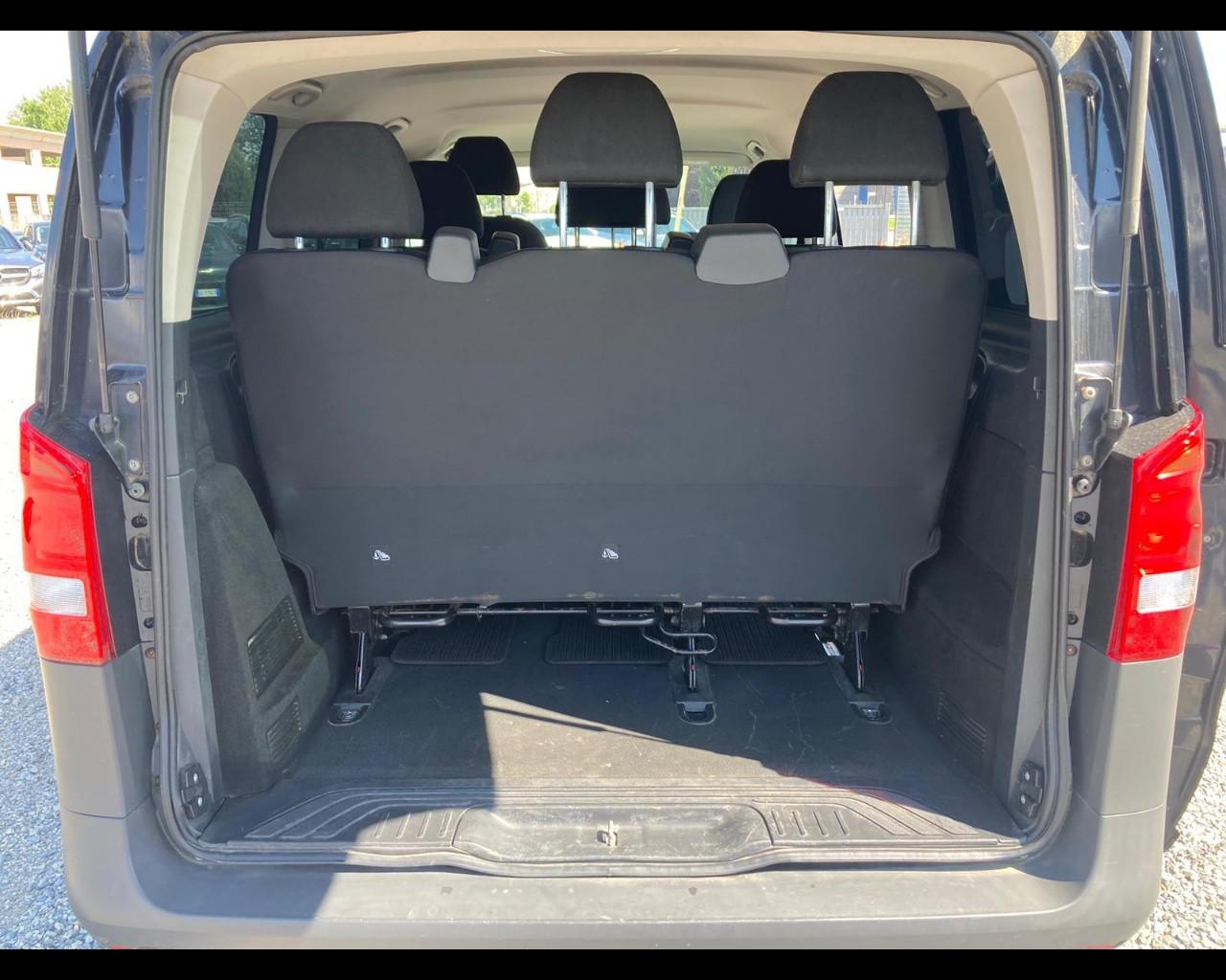 Mercedes-Benz Vito (4 serie) - Vito 2.2 114 CDI PC 9 posti Compact