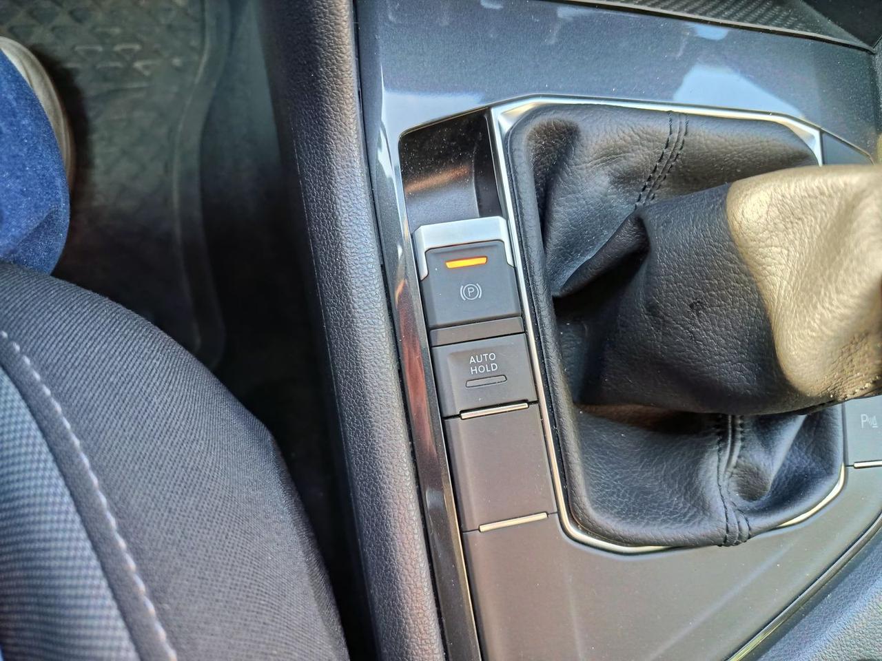 Volkswagen Tiguan Business 1.5 TSI #7809