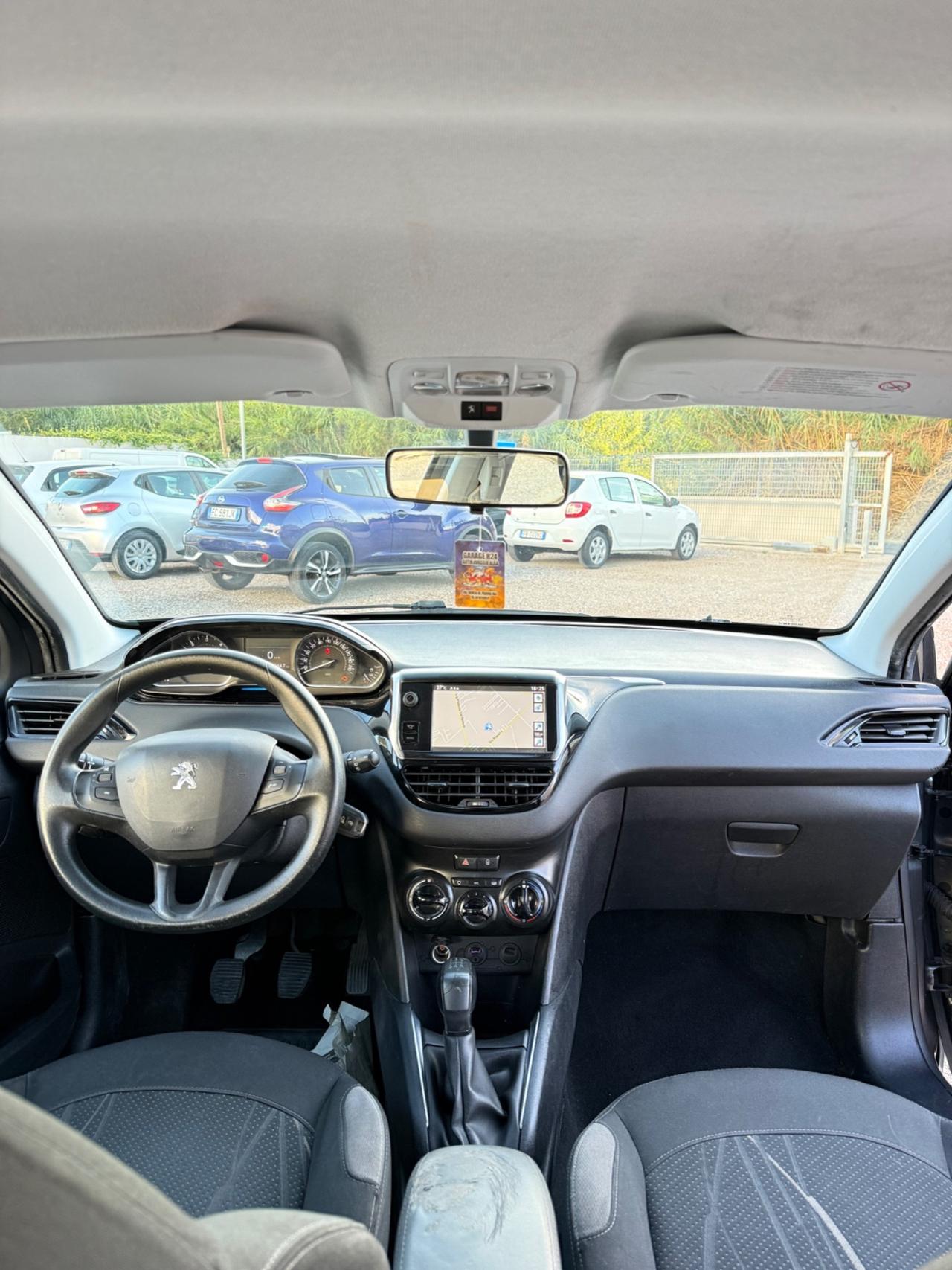 Peugeot 208 1.4 HDi 68 CV 5 porte Allure