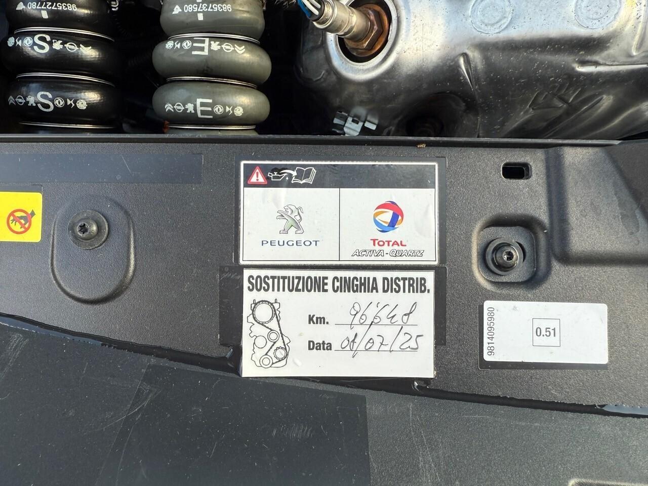 Peugeot 2008 BlueHDi 110 S&S Allure Pack