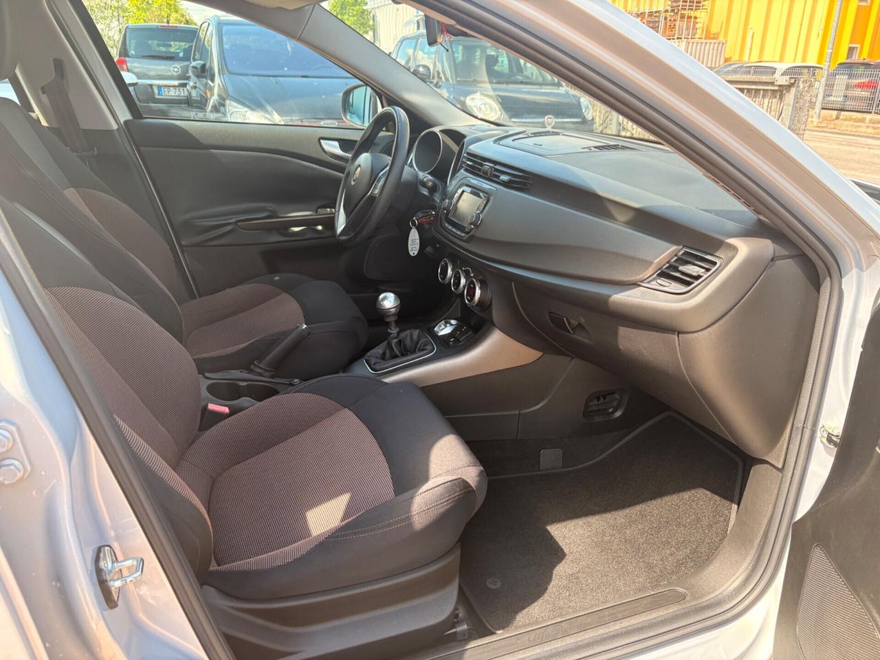 Alfa Romeo Giulietta 2.0 JTDm-2 150 CV Distinctive