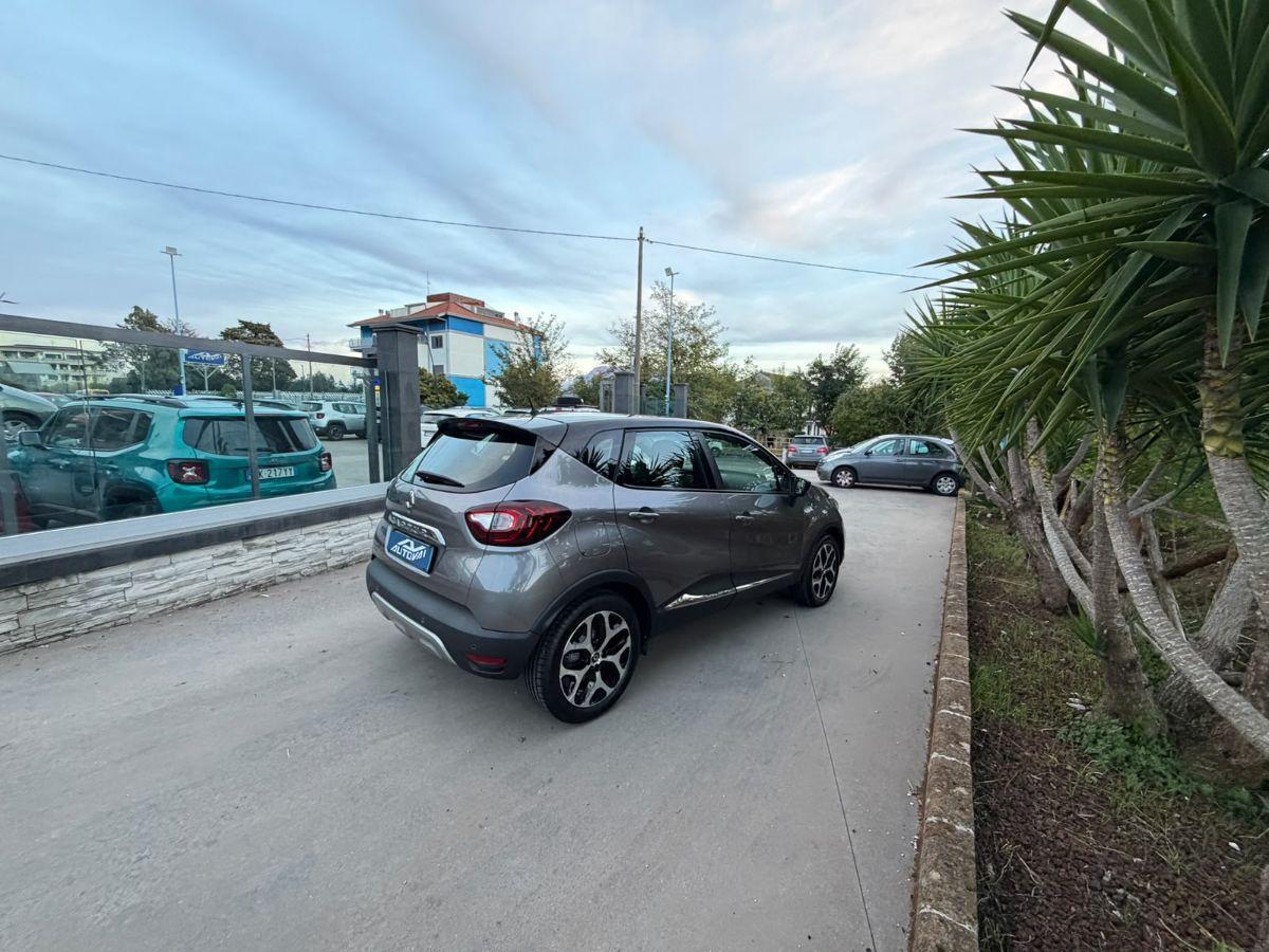 RENAULT - Captur - dCi 8V 90 CV EDC S&S Energy Bose
