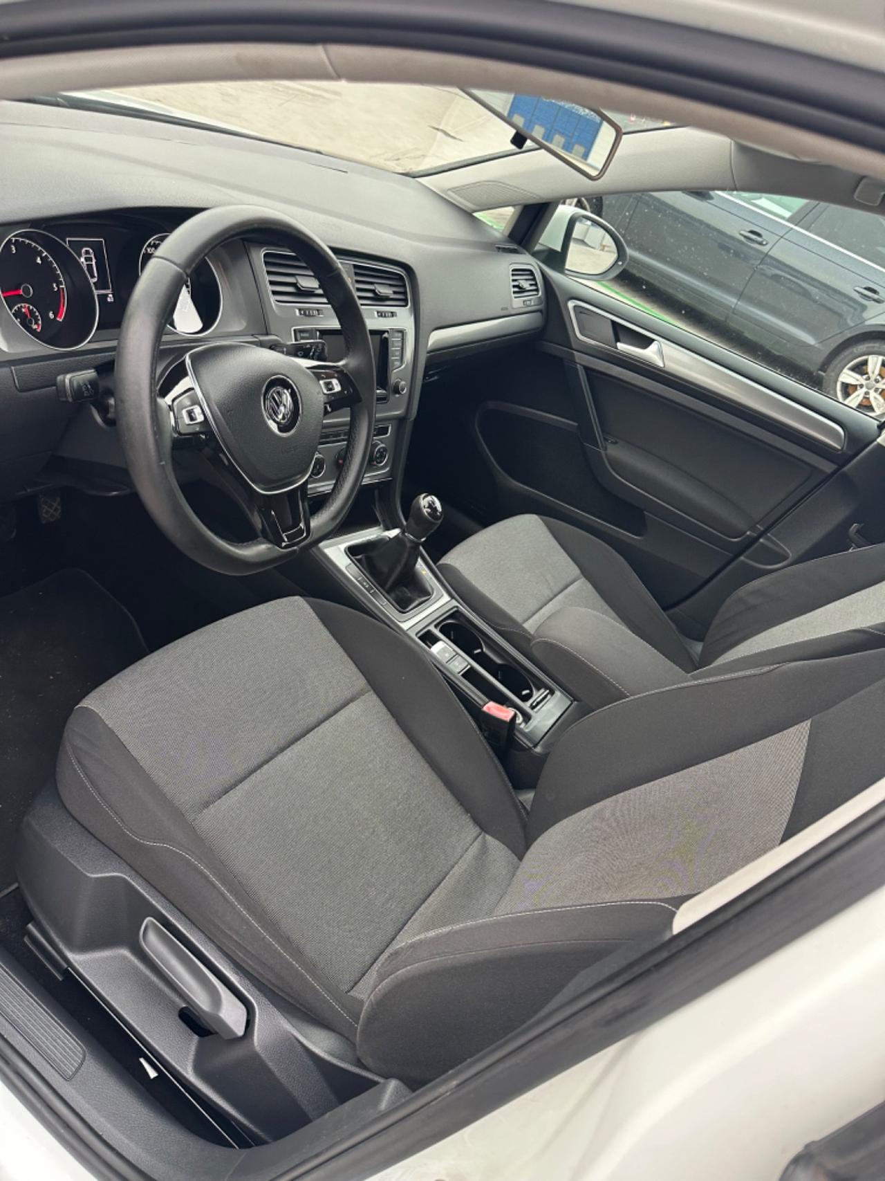 Volkswagen Golf 1.6 TDI 5p. Highline BlueMotion Technology