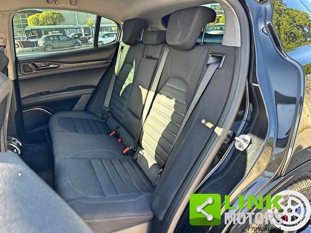 ALFA ROMEO Stelvio 2.2 Turbodiesel 190 CV AT8 Q4 Business Garanzia