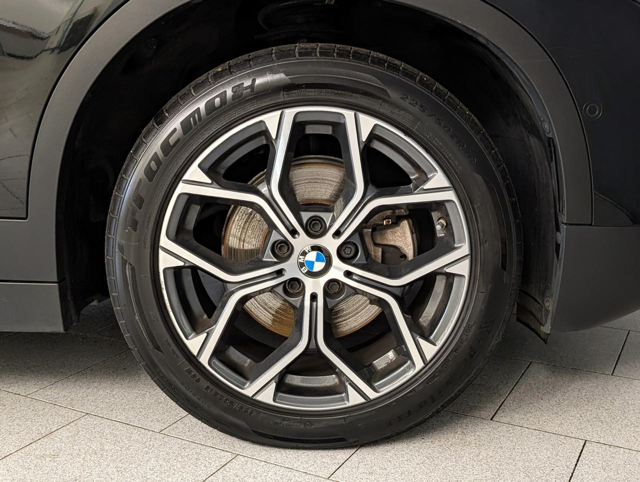 Bmw sDrive18i 136cv Automatic Advantage