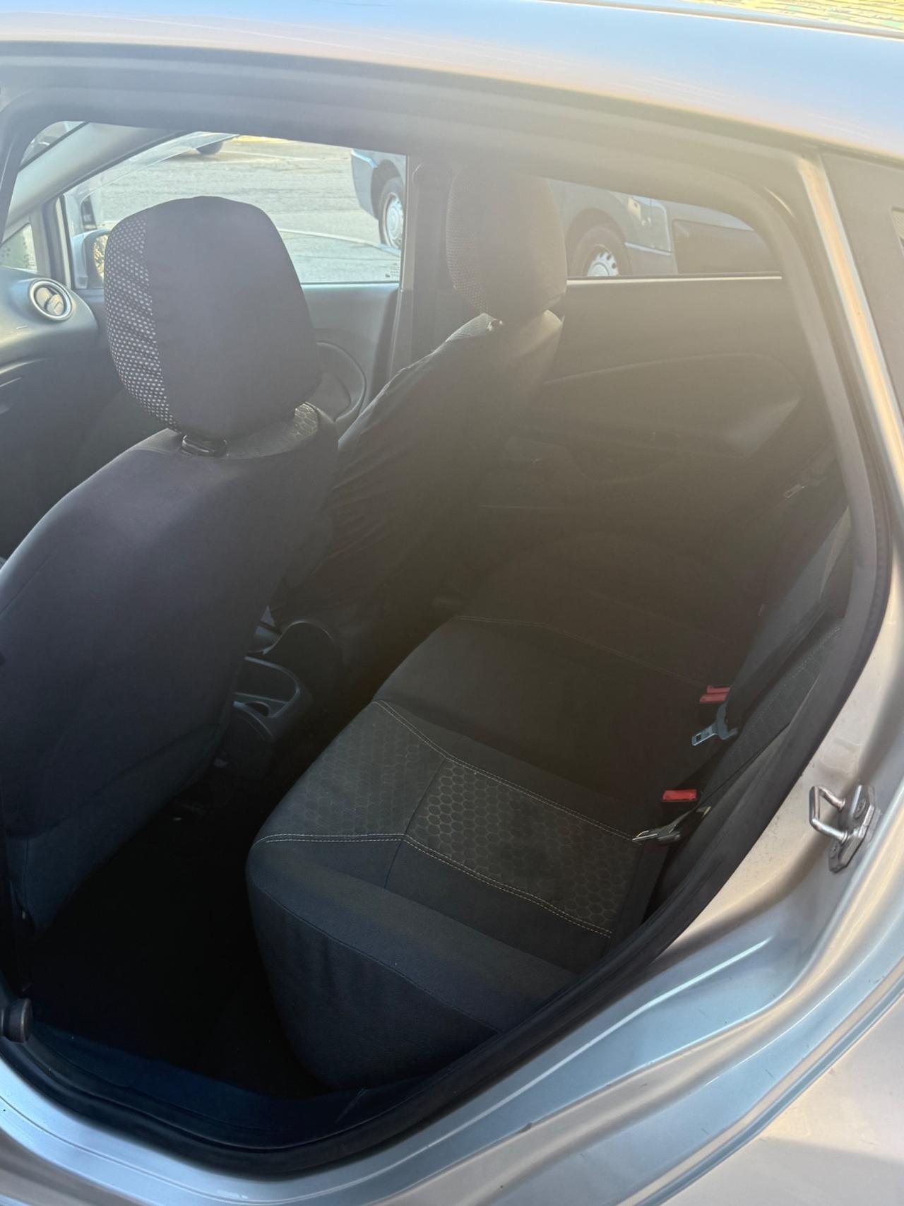 Ford Fiesta 1.4 5 porte Bz.- GPL Titanium