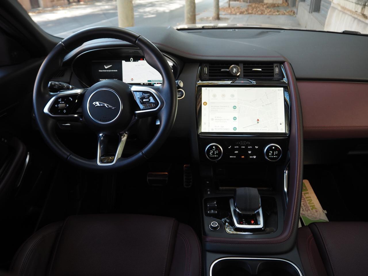 Jaguar F-Pace 2.0 D 163 CV AWD aut. R-Dynamic S