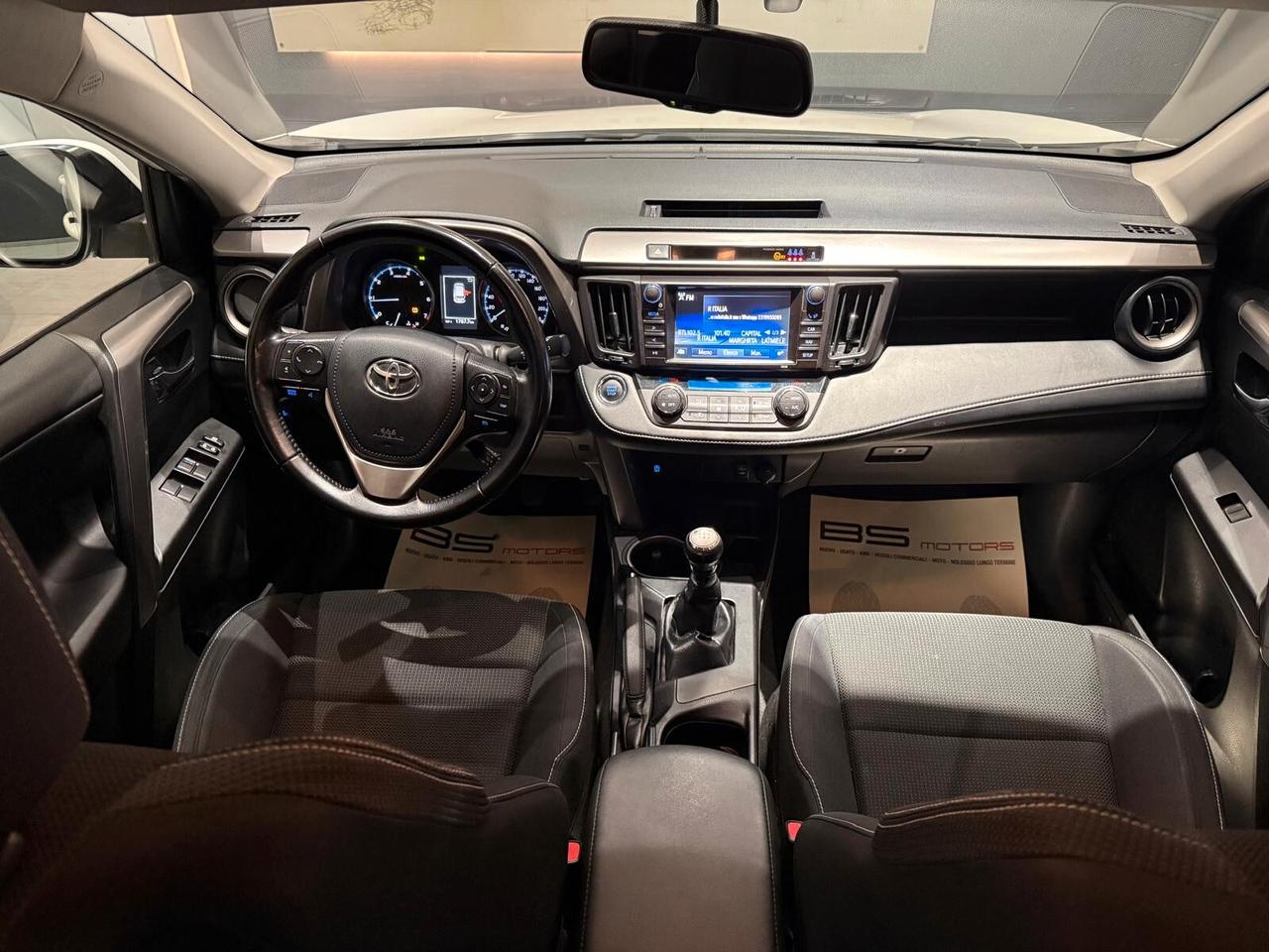 Toyota RAV 4 RAV4 2.0 D-4D 2WD Business