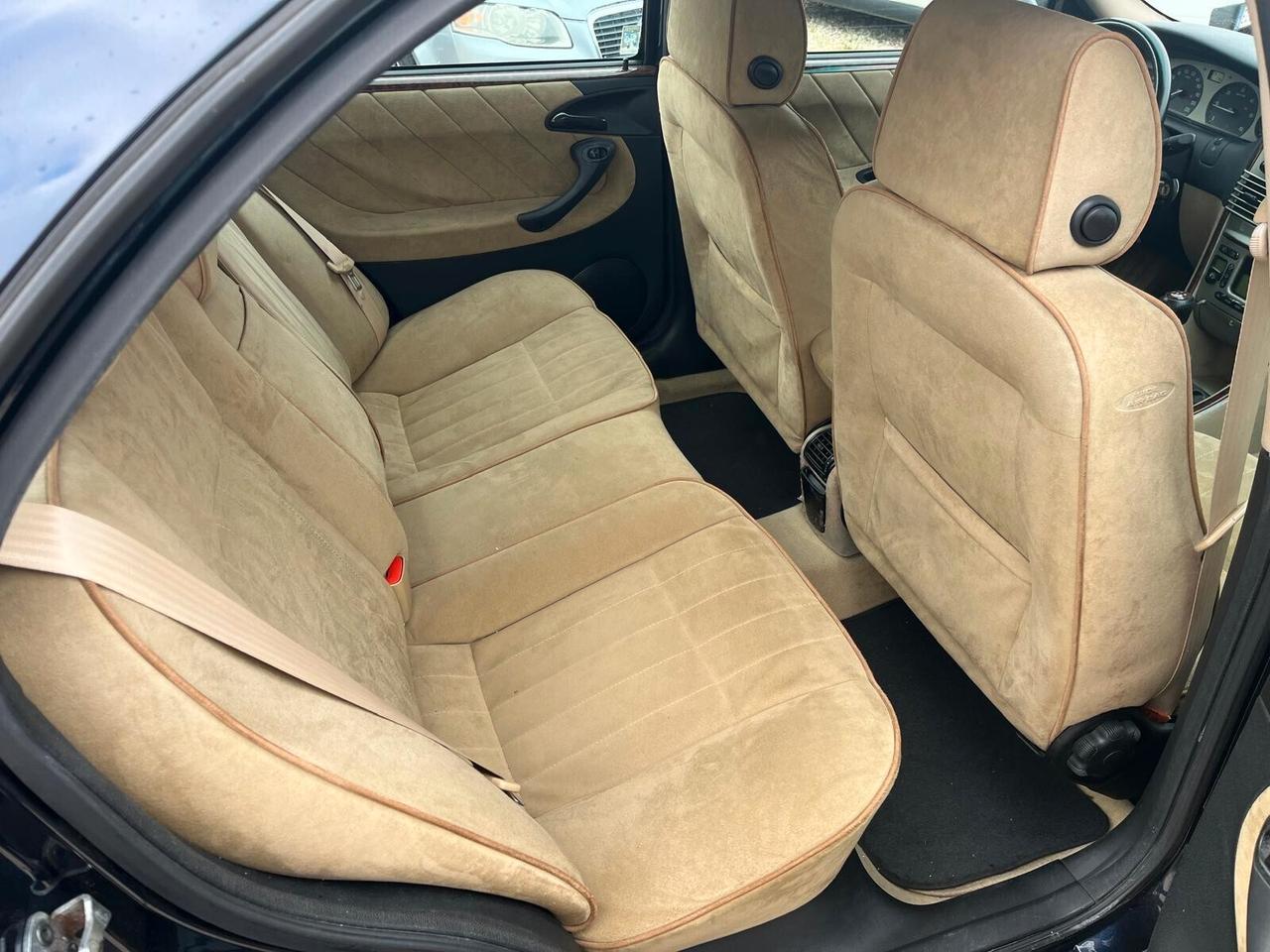 Lancia Lybra 1.9 JTD cat intensa