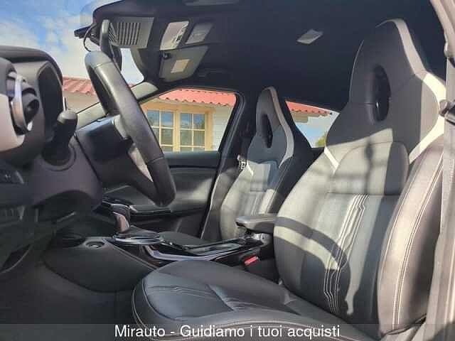 Nissan Juke Juke 1.6 HEV Premiere Edition