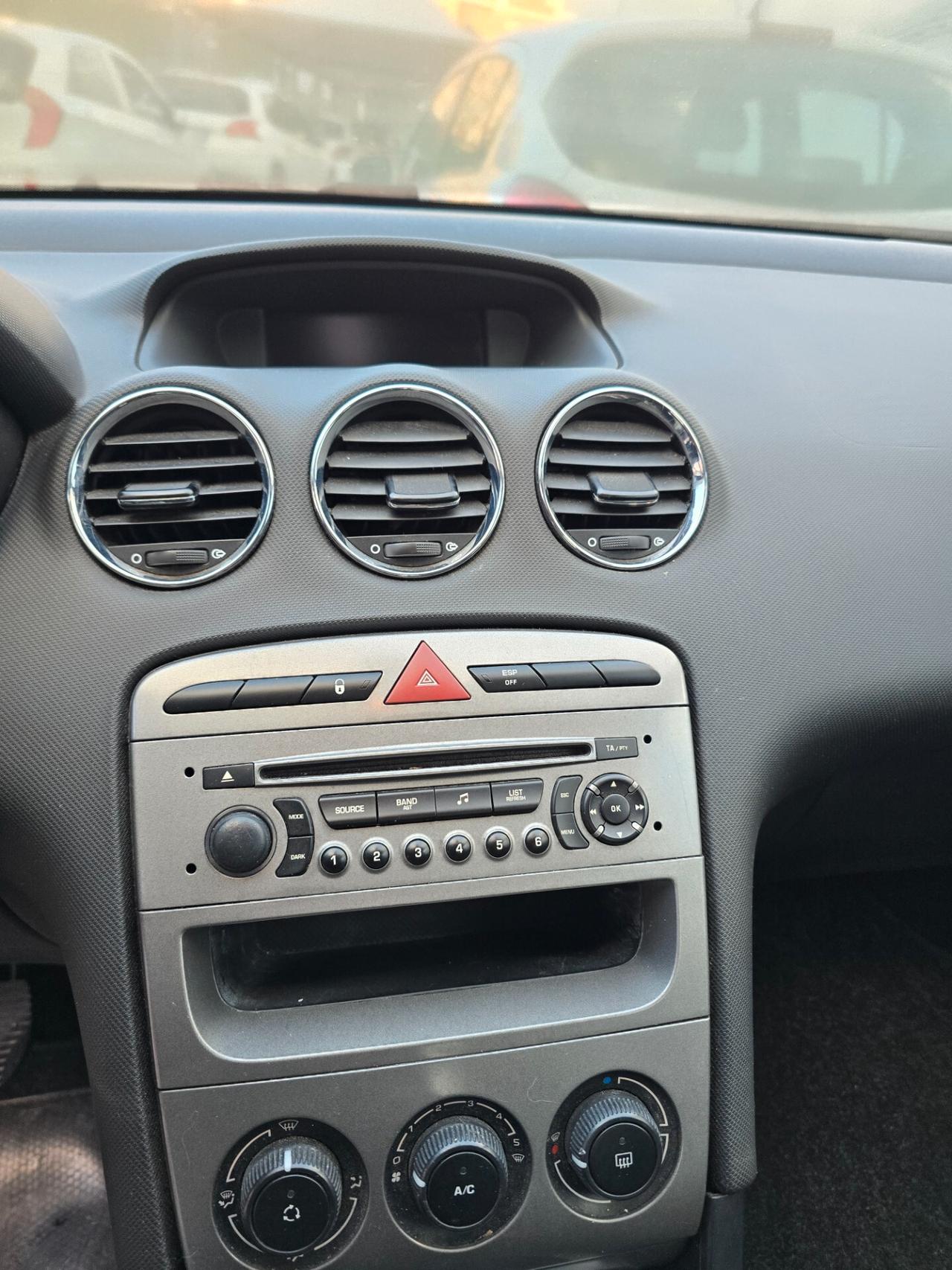 Peugeot 308 1.6 8V HDi 93CV 5p. Active