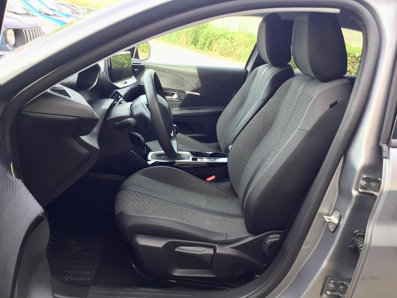 Peugeot 208 1.2 100 Stop&Start 5 porte Allure