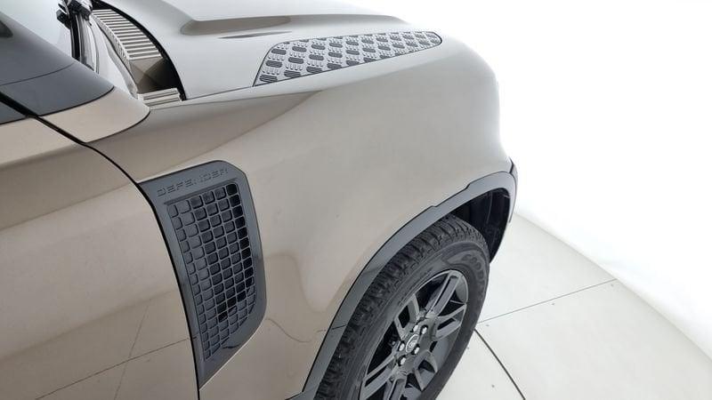 Land Rover Defender 110 3.0D I6 250 CV AWD Auto X-Dynamic SE