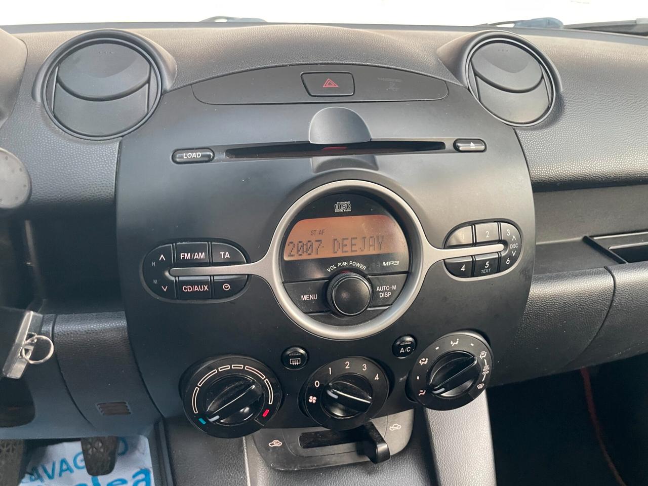 Mazda 2 1.3 5p. Fun FULL NEOPATENTATI TAGLIANDATA