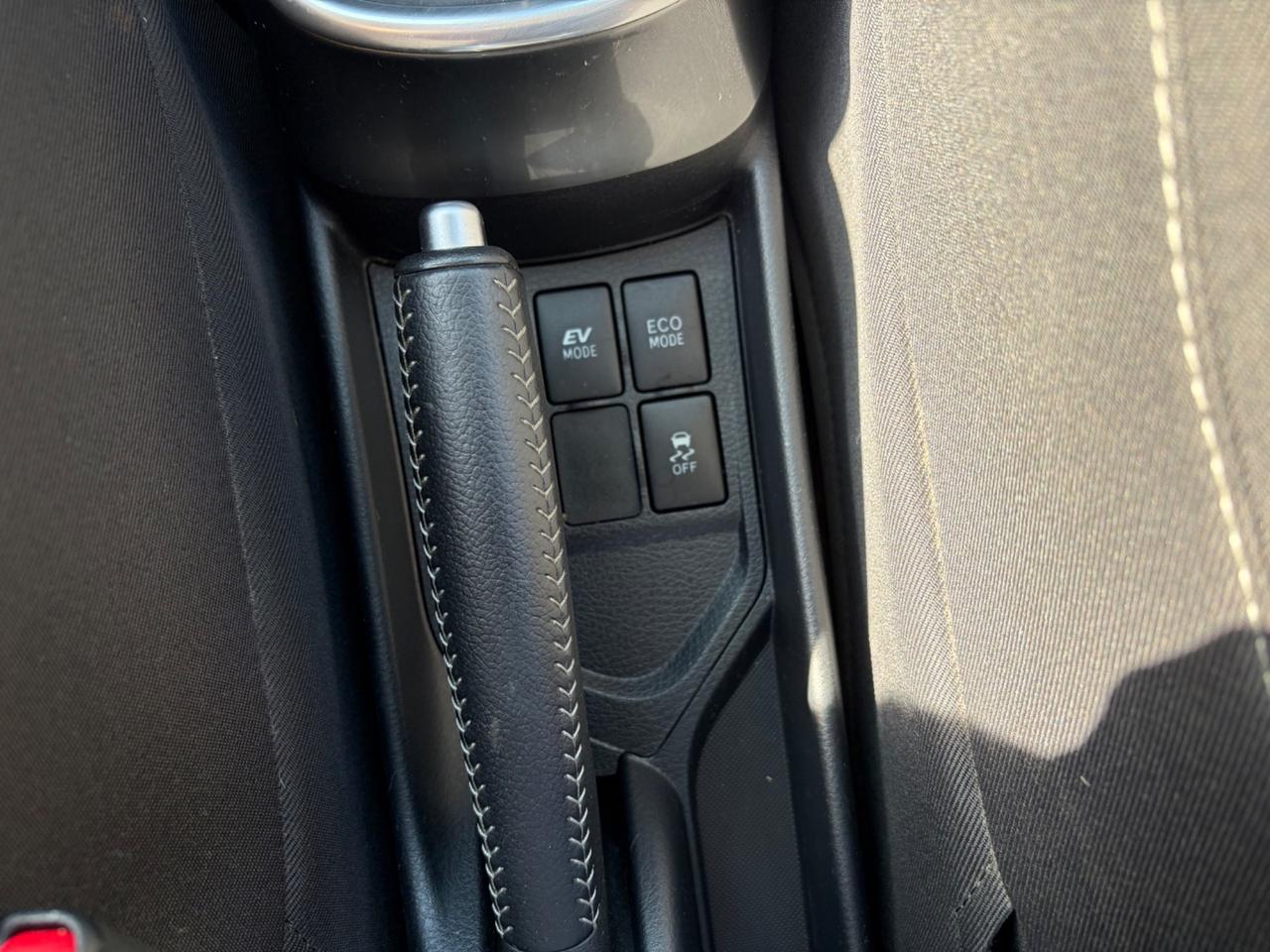 Toyota Yaris 1.5 Hybrid 5 porte Active